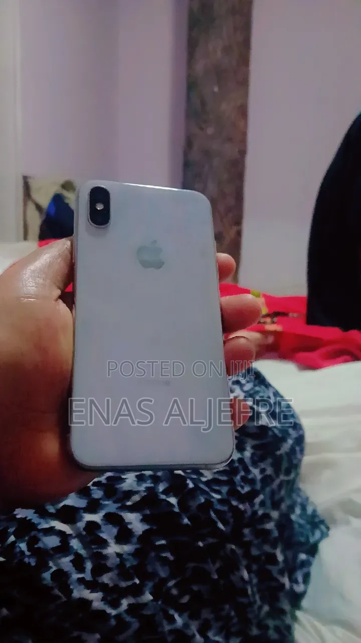 Apple iPhone XS 64 GB White