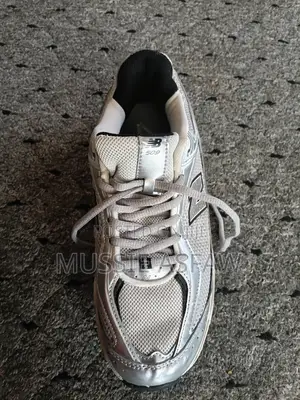 New Balance 530 Metallic Silver Running Shoes - Size 42