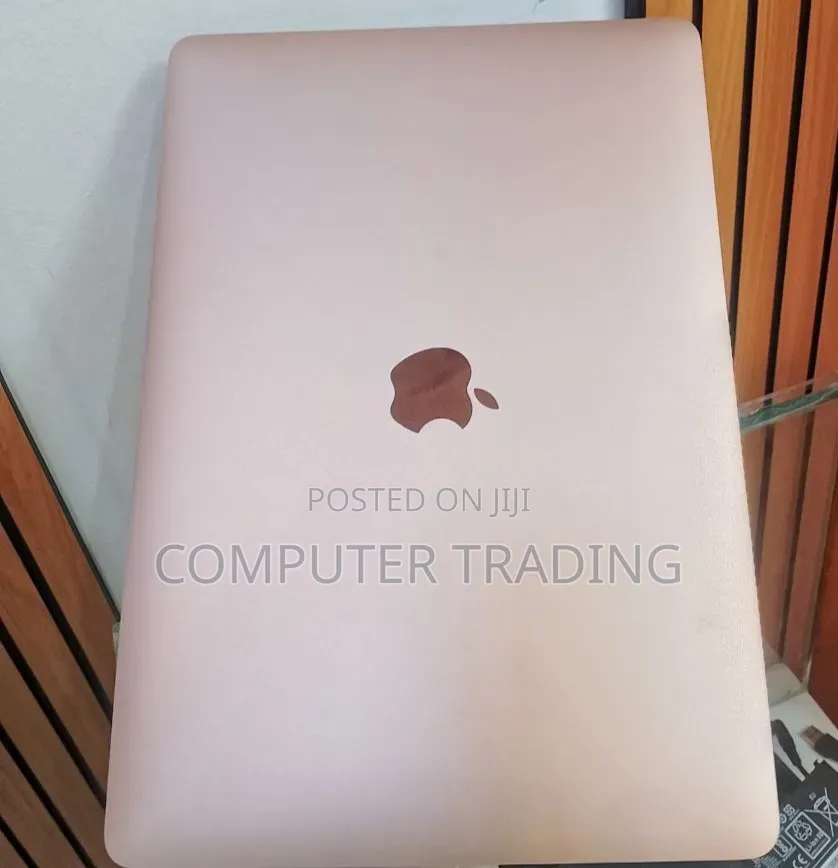 New Laptop Apple MacBook Air 2020 8GB Intel Core i7 SSD 256GB