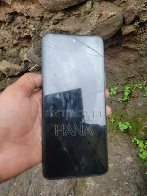 Infinix Hot 12 128 GB Black