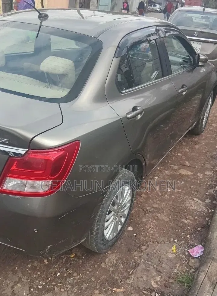 Suzuki Dzire 2022 Gray