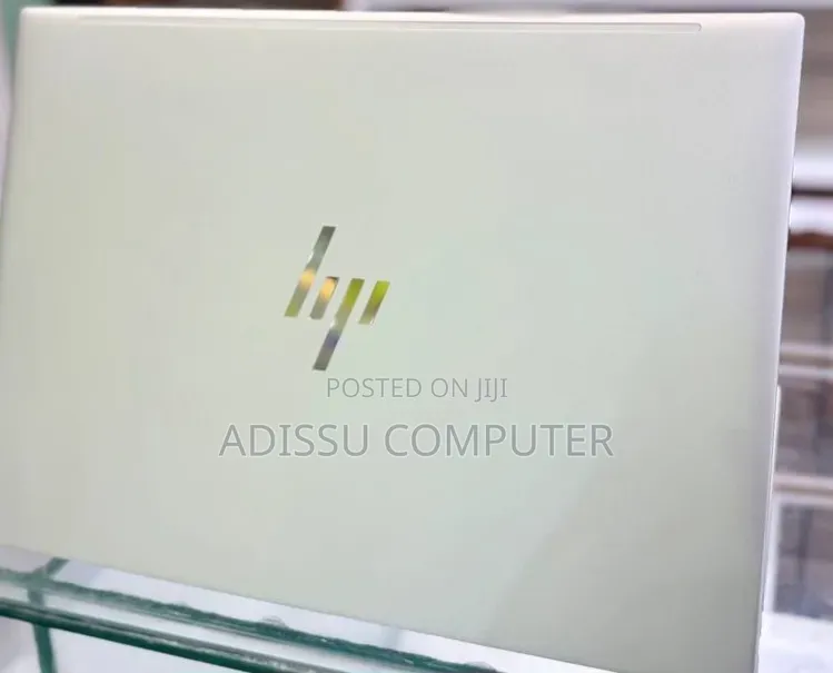 New Laptop HP EliteBook 840 G10 16GB Intel Core i7 SSD 512GB