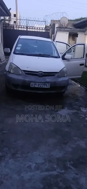 Toyota Platz 1.0 FWD 2003 White