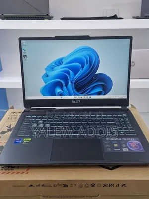 New Laptop MSI Cyborg 15 16GB Intel Core i7 SSD 1T