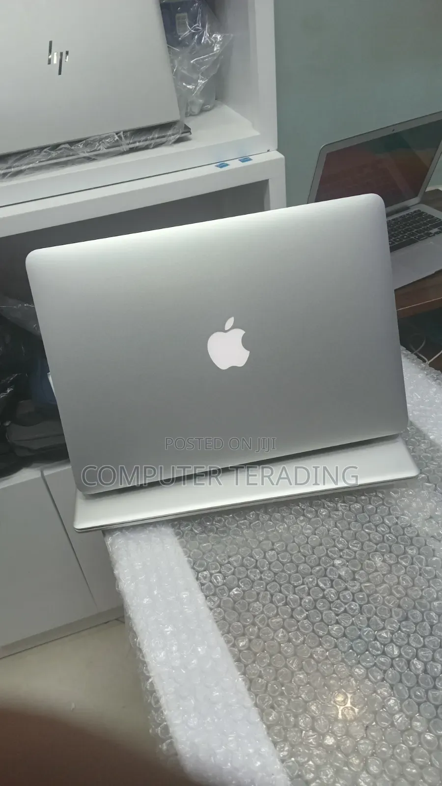 New Laptop Apple MacBook Air 2017 8GB Intel Core i5 SSD 128GB