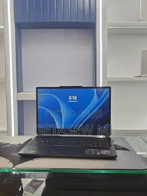 New Laptop MSI Cyborg 15 16GB Intel Core i7 SSD 1T