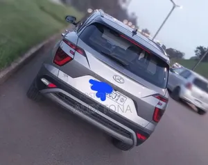 Hyundai Creta 2023 Silver