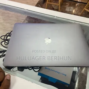 Laptop Apple MacBook Pro 2016 16GB Intel Core i9 SSD 1T