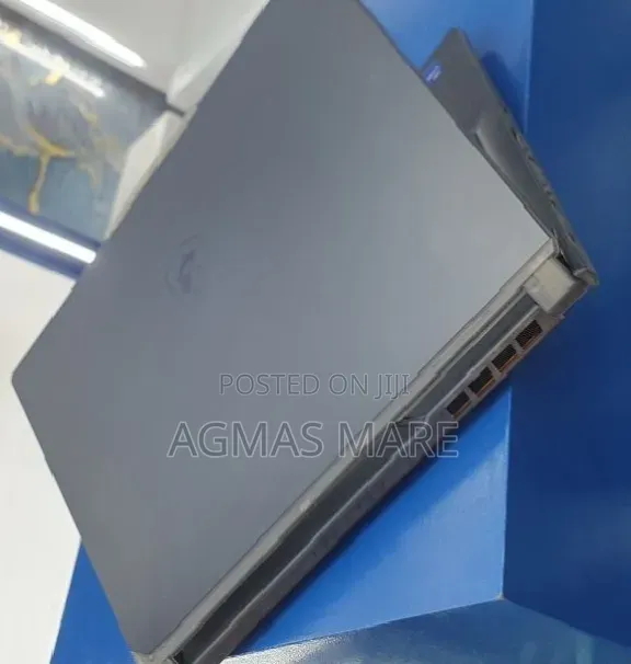 New Laptop MSI Cyborg 15 16GB Intel Core i7 SSD 1T