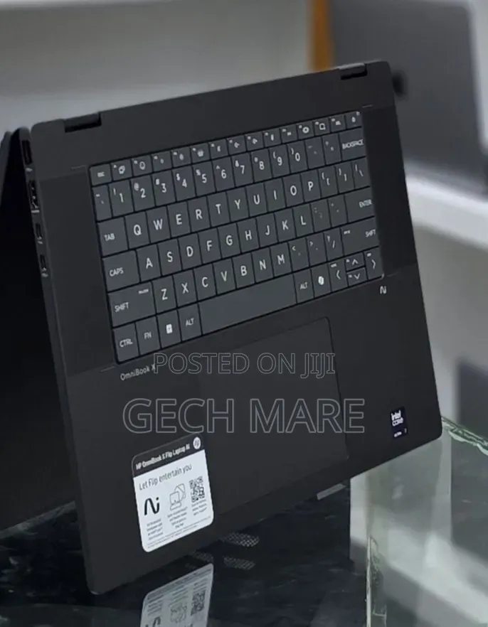 New Laptop HP OmniBook 5 Flip 16GB Intel Core Ultra 7 SSD 1T