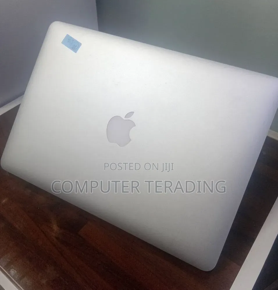 New Laptop Apple MacBook Air 2017 8GB Intel Core i5 SSD 128GB