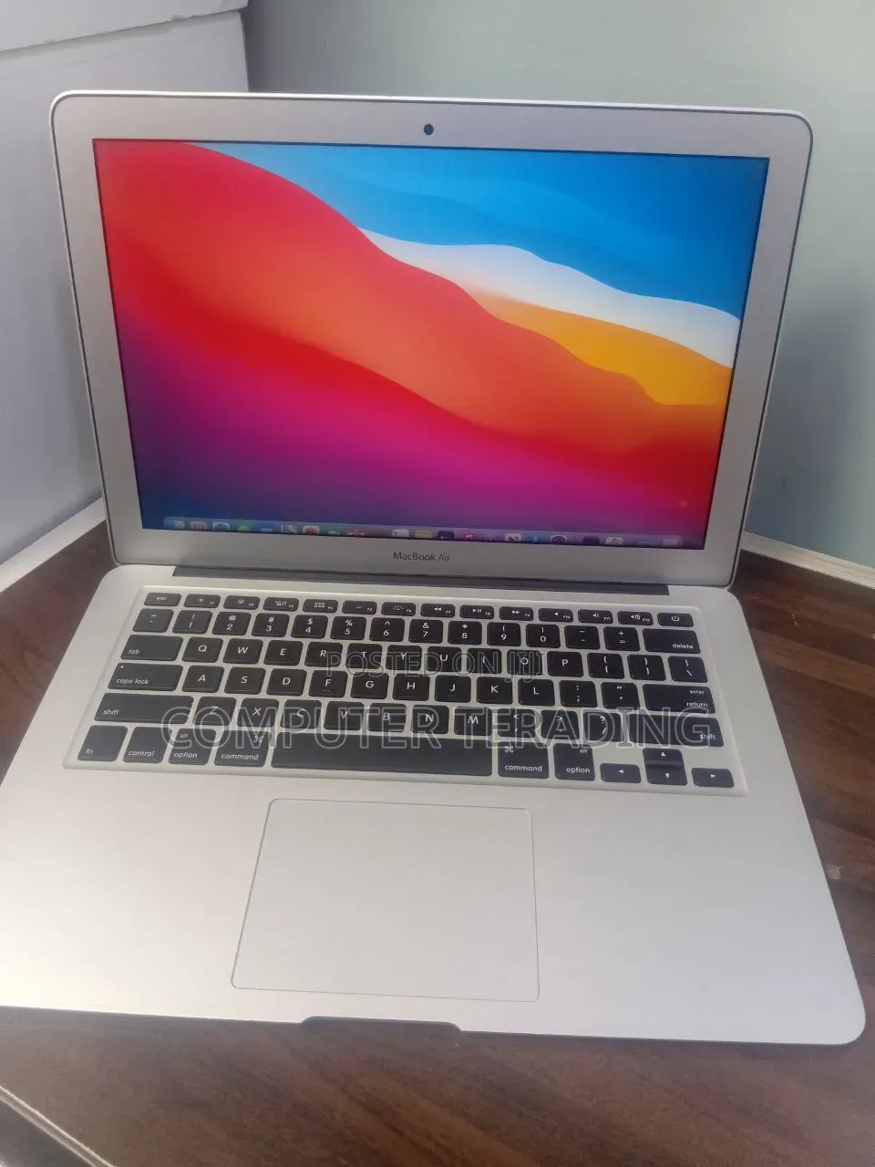 New Laptop Apple MacBook Air 2017 8GB Intel Core i5 SSD 128GB