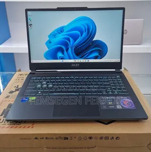 New Laptop MSI Cyborg 15 16GB Intel Core i7 SSD 1T