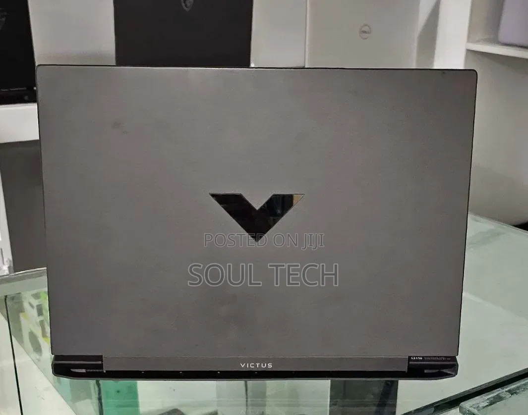 New Laptop HP Victus 15 16GB Intel Core i7 SSD 512GB