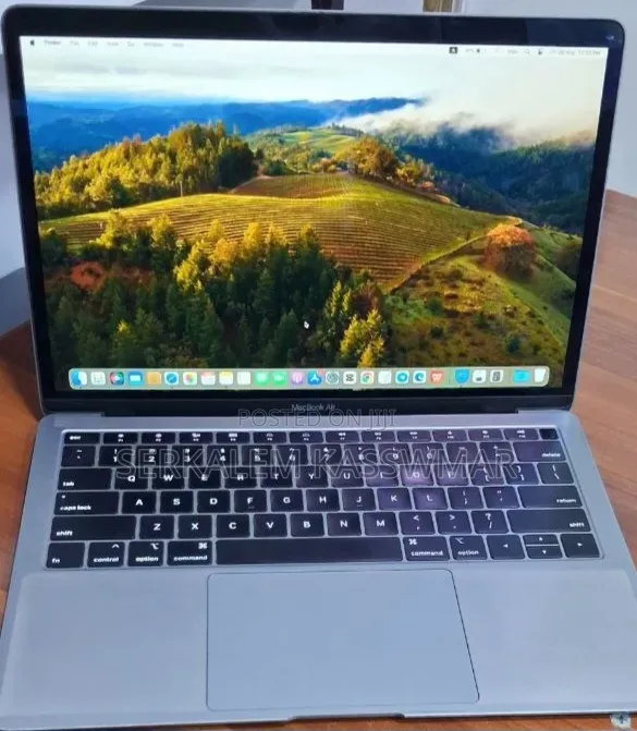 New Laptop Apple MacBook Air 2019 8GB Intel Core i5 SSD 128GB