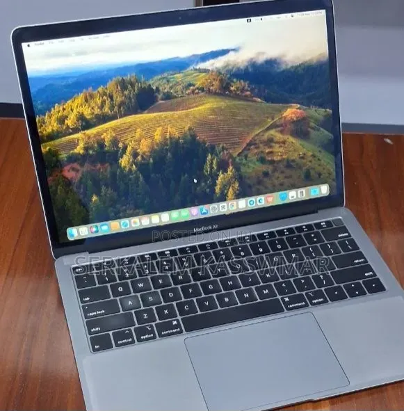 New Laptop Apple MacBook Air 2019 8GB Intel Core i5 SSD 128GB
