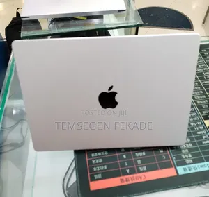 New Laptop Apple MacBook Pro 2025 M5 16GB Apple M5 SSD 512GB