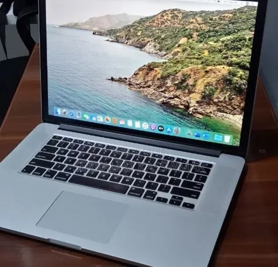 New Laptop Apple MacBook Pro 2014 16GB Intel Core i7 SSD 256GB
