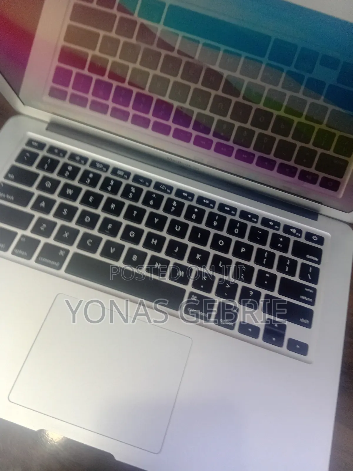 New Laptop Apple MacBook 8GB Intel Core i5 SSD 128GB