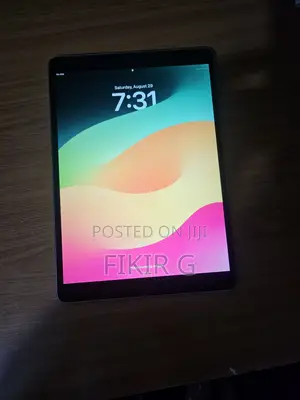 Apple iPad Pro 10.5 (2017) 256 GB Gray