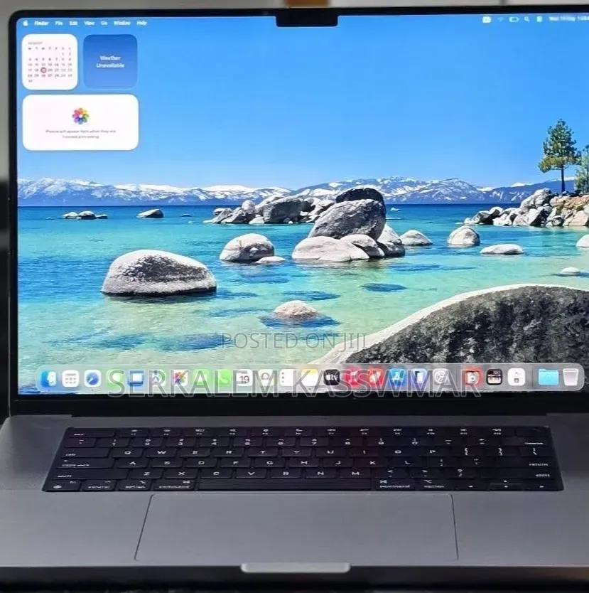 New Laptop Apple MacBook Pro 2021 M1 32GB Apple M1 Pro SSD 512GB