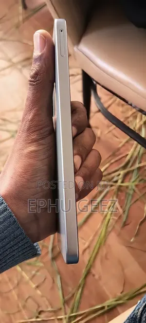 New Samsung Galaxy A17 5G 256 GB Silver