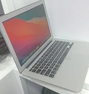 New Laptop Apple MacBook Air 2017 4GB Intel Core i5 SSD 128GB