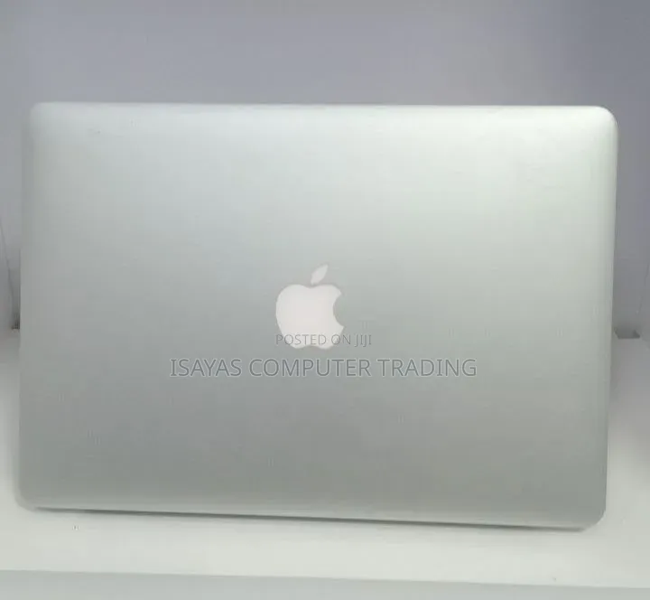 New Laptop Apple MacBook Air 2017 4GB Intel Core i5 SSD 128GB