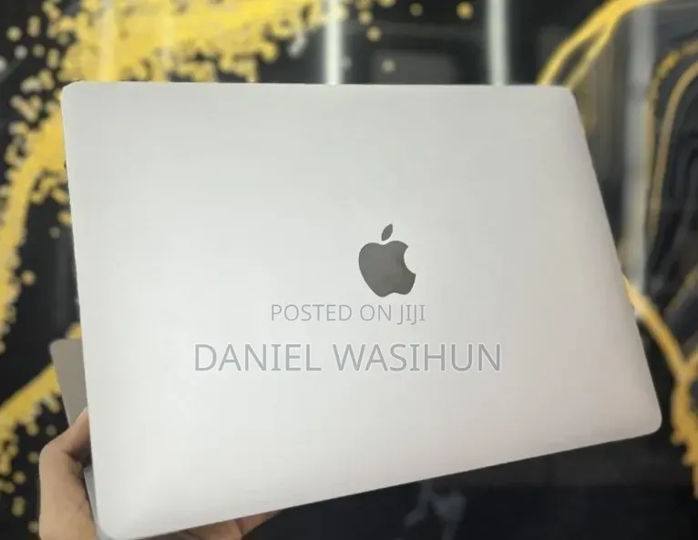 New Laptop Apple MacBook Air 2020 M1 16GB Apple M1 SSD 256GB
