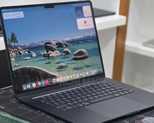 New Laptop Apple MacBook Air 2025 M4 16GB Apple M4 SSD 256GB