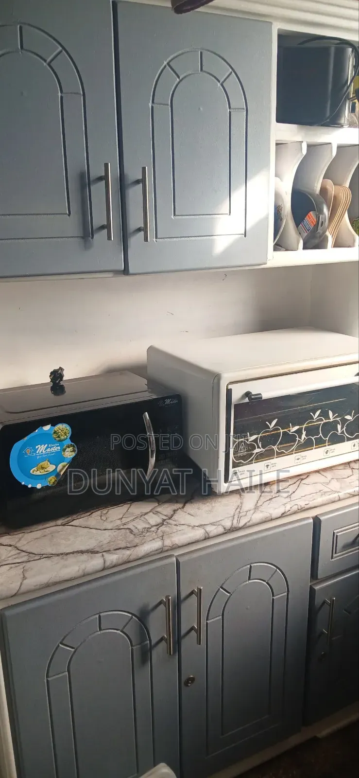 Kitchen Cabinet