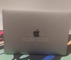New Laptop Apple MacBook Pro 2020 M1 8GB Apple M1 SSD 256GB