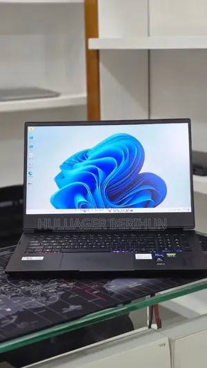 New Laptop HP OmniBook X Flip 16" 16GB Intel Core i7 SSD 512GB