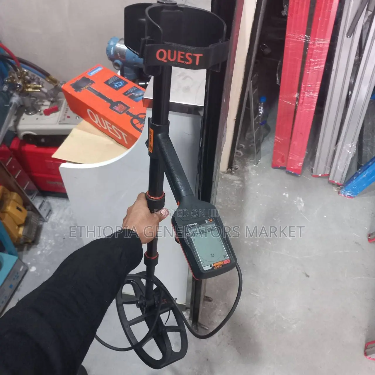 Quest X5 IDmaxX Gold Metal Detector | 12kHz | Gold Mode | Affordable