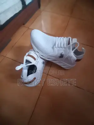 White U.S. Polo Assn. Sneaker