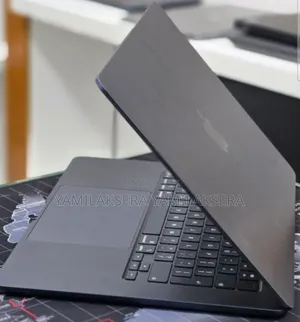 New Laptop Apple MacBook Air 2025 M4 16GB Apple M4 SSD 256GB