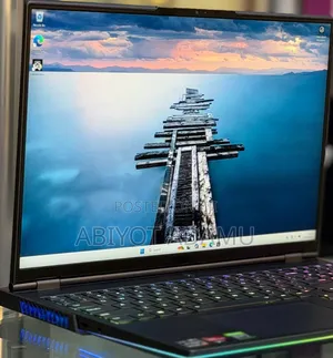 New Laptop Lenovo Legion 5 16GB AMD Ryzen 7 SSD 512GB