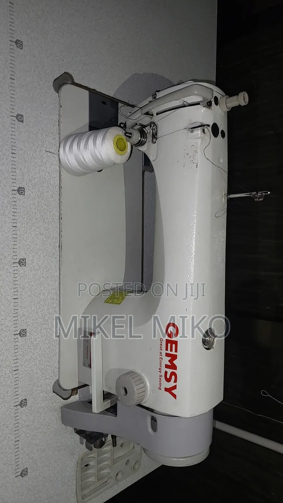 Gemsy Sewing Machine