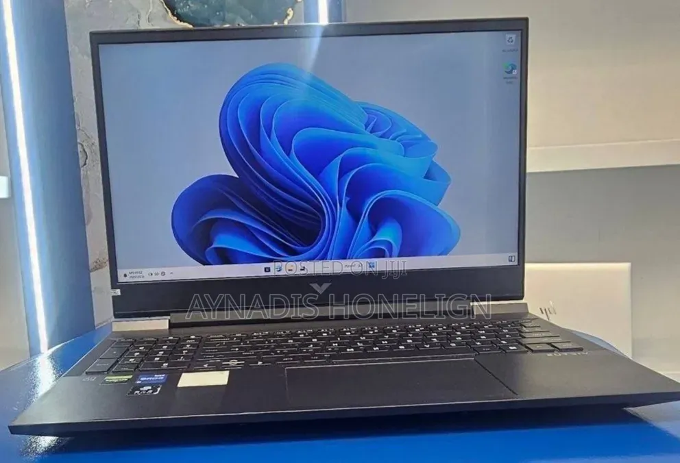 New Laptop HP Omen 16 16GB Intel Core i5 SSD 512GB
