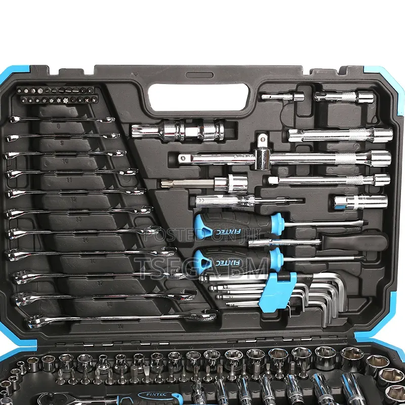 Fixtec 132PCS Socket Wrench Set
