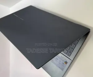 New Laptop Asus 32GB Intel Core Ultra 9 SSD 512GB