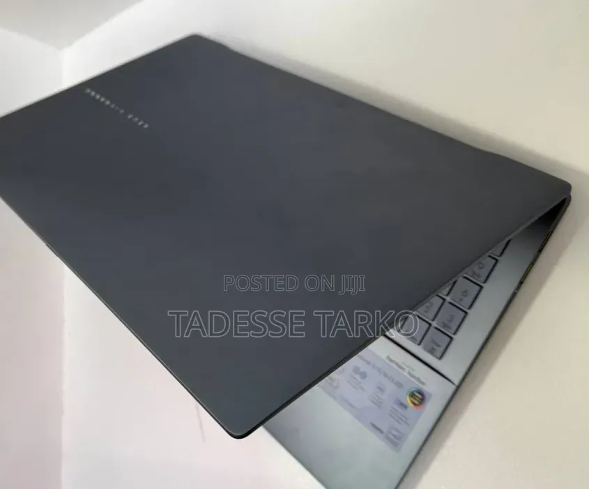 New Laptop Asus 32GB Intel Core Ultra 9 SSD 512GB