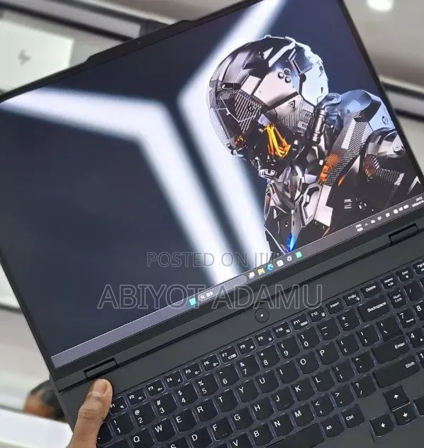 New Lenovo Legion Y7000P IRX9 Gaming Laptop 16GB Intel Core i9 SSD 1T