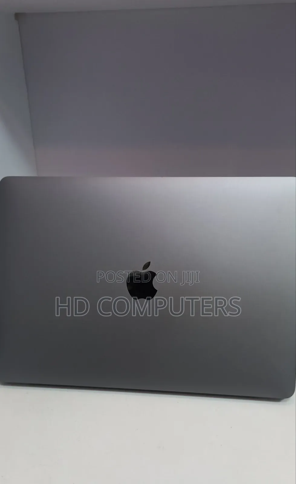 New Laptop Apple MacBook Air 2020 M1 8GB Apple M1 SSD 256GB