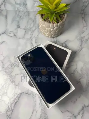 Apple iPhone 13 128 GB