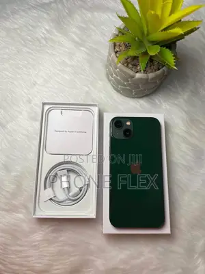 Apple iPhone 13 128 GB