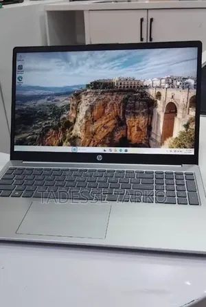 New Laptop HP Stream Notebook 16GB Intel Core i7 SSD 1T