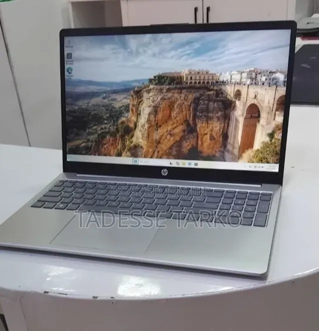 New Laptop HP Stream Notebook 16GB Intel Core i7 SSD 1T