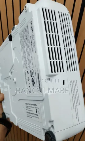 EPSON Projector
Model Name:  EB-S31
Has