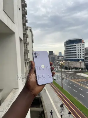 New Apple iPhone 11 128 GB Purple